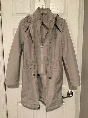 Laundry By Shelli Segal Beige Zip-Front Hooded Waterproof Coat